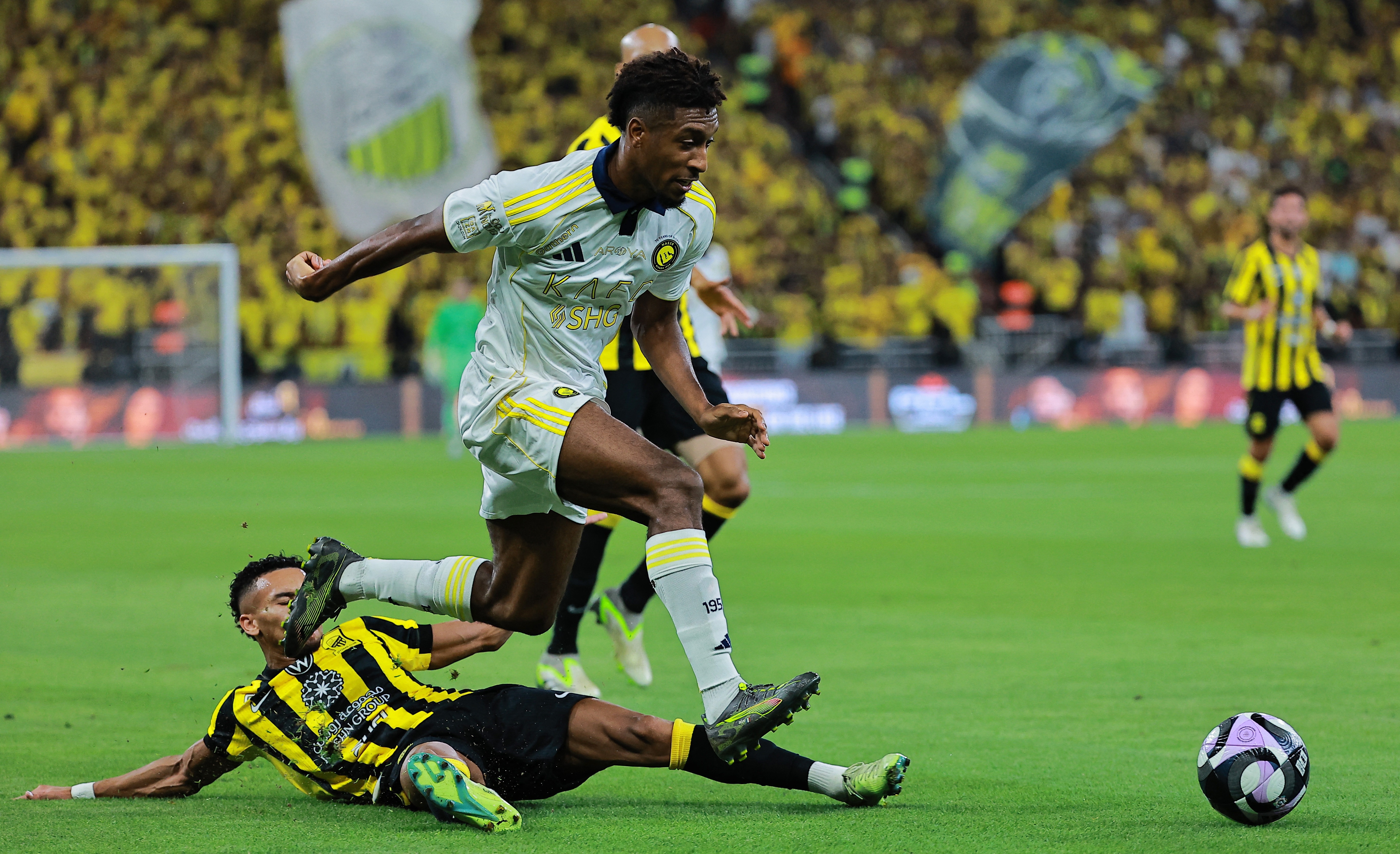 世界杯比赛安排-沙特媒体：科曼和西马坎周三接受了检查，以确定具体伤情